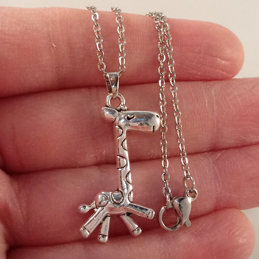 Silver Plated Giraffe Wild Animal Anime Carved Pendant Chain Necklace 18 Gift 26$